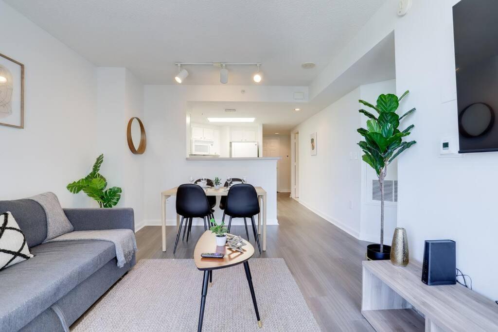 Bright Apartment Walk To Ballston Metro Арлінгтон Екстер'єр фото
