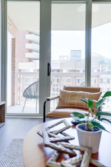 Bright Apartment Walk To Ballston Metro Арлінгтон Екстер'єр фото
