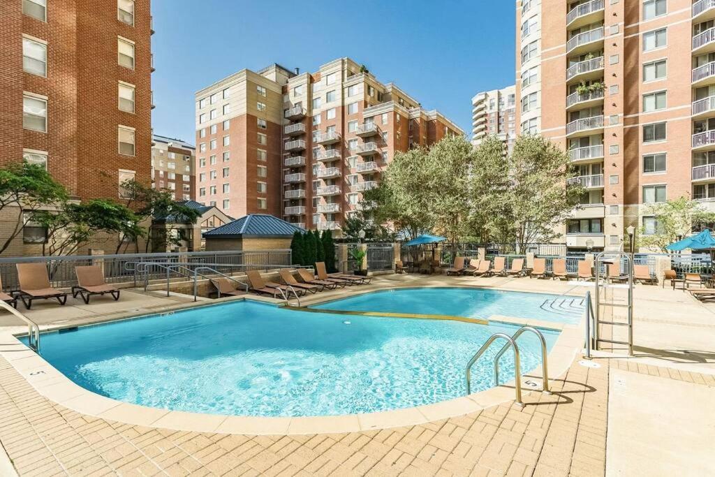 Bright Apartment Walk To Ballston Metro Арлінгтон Екстер'єр фото