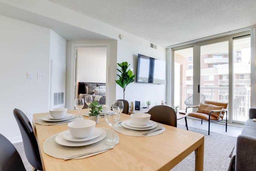 Bright Apartment Walk To Ballston Metro Арлінгтон Екстер'єр фото